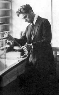 chaplin19.jpg